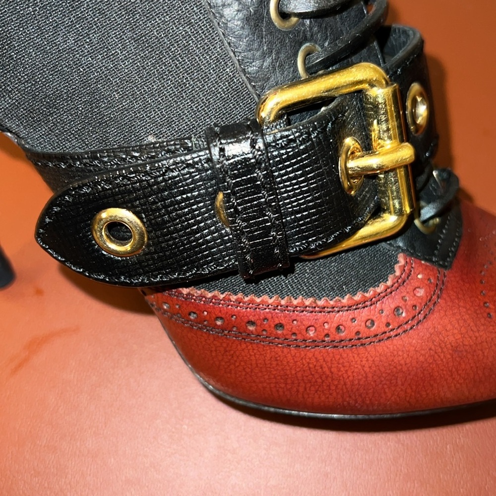 VGUC - Burberry Westmarsh Ankle Boots - Picture 16 of 16
